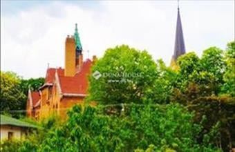 Eladó Budapest II. kerületi családi ház hirdetés (99777854)