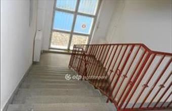 Eladó Budapest III. kerületi fejlesztési lakóterület hirdetés (49496492)