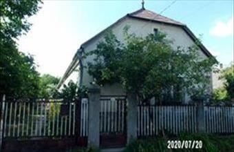 Eladó Tárkányi családi ház hirdetés (57438639)