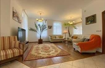 Eladó Mosonmagyaróvári családi ház hirdetés (35654476)