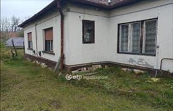 Eladó Tököli családi ház hirdetés (24343242)