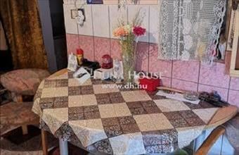 Eladó Nyíregyházai családi ház hirdetés (42339384)