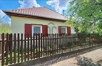 Eladó Németkéri családi ház hirdetés (63684467) Eladó Németkéri családi ház hirdetés (63684467)