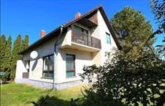 Eladó Balatonfenyvesi családi ház hirdetés (99791332) Eladó Balatonfenyvesi családi ház hirdetés (99791332)