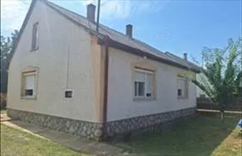 Eladó Dombóvári családi ház hirdetés (71634833) Eladó Dombóvári családi ház hirdetés (71634833)