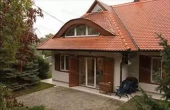 Eladó Vonyarcvashegyi családi ház hirdetés (45733338) Eladó Vonyarcvashegyi családi ház hirdetés (45733338)