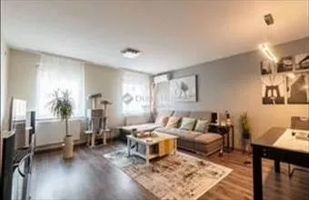 Eladó Budapest VI. kerületi tégla lakás hirdetés (83268253) Eladó Budapest VI. kerületi tégla lakás hirdetés (83268253)