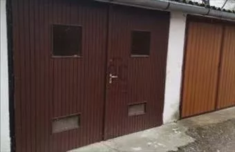 Eladó Hódmezővásárhelyi egyedi garázs hirdetés (77714663) Eladó Hódmezővásárhelyi egyedi garázs hirdetés (77714663)