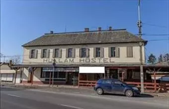 Eladó Révfülöpi egyéb üzlethelyiség hirdetés (37993275) Eladó Révfülöpi egyéb üzlethelyiség hirdetés (37993275)