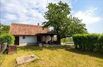 Eladó Zalaapáti hétvégi ház hirdetés (71694434) Eladó Zalaapáti hétvégi ház hirdetés (71694434)