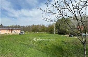 Eladó Szegedi lakóövezeti telek hirdetés (89936394)