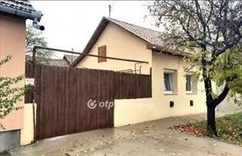 Eladó Kiskunfélegyházai családi ház hirdetés (49453897) Eladó Kiskunfélegyházai családi ház hirdetés (49453897)