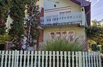 Eladó Balatonszárszói hétvégi ház hirdetés (75274156)