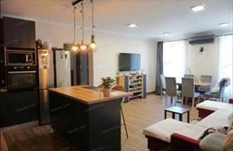 Eladó Vámosszabadi családi ház hirdetés (43423247)