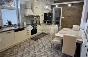 Eladó Debreceni házrész hirdetés (94938415)