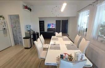 Eladó Szentendrei családi ház hirdetés (33715584)