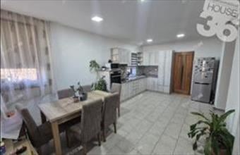 Eladó Kecskeméti családi ház hirdetés (74232223)