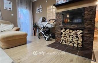 Eladó Tököli családi ház hirdetés (51575293)