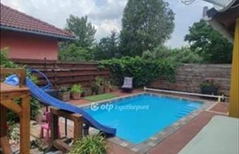 Eladó Tököli családi ház hirdetés (97479886)