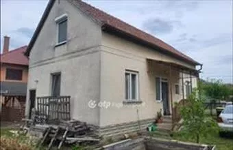 Eladó Jászfelsőszentgyörgyi családi ház hirdetés (97754843) Eladó Jászfelsőszentgyörgyi családi ház hirdetés (97754843)