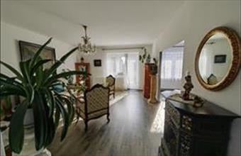 Eladó Váci tégla lakás hirdetés (77379639)