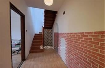 Eladó Kisújszállási családi ház hirdetés (43529997)