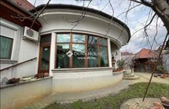 Eladó Kecskeméti családi ház hirdetés (83174943)