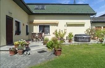 Eladó Budapest IV. kerületi családi ház hirdetés (29349345)