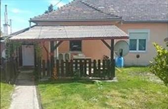 Eladó Tatabányai sorház hirdetés (77392434)