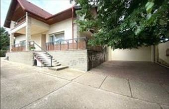 Eladó Dunakeszi családi ház hirdetés (46349347)