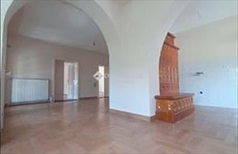 Eladó Kecskeméti családi ház hirdetés (94433753)