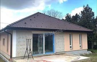 Eladó Budapest XVI. kerületi családi ház hirdetés (97352455)