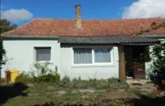 Eladó Tapolcai családi ház hirdetés (44453485)