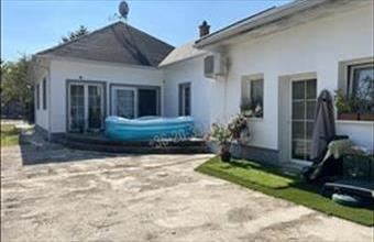 Eladó Budapest XVI. kerületi családi ház hirdetés (83983998)