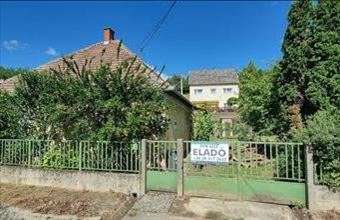 Eladó Paksi családi ház hirdetés (74338159)