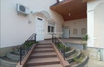 Eladó Kecskeméti családi ház hirdetés (95625433)