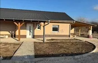 Eladó Daruszentmiklósi családi ház hirdetés (92262459) Eladó Daruszentmiklósi családi ház hirdetés (92262459)
