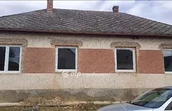Eladó Kaposújlaki családi ház hirdetés (75443393) Eladó Kaposújlaki családi ház hirdetés (75443393)
