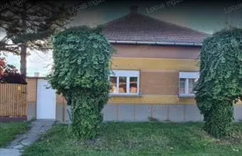 Eladó Törökszentmiklósi családi ház hirdetés (38465332) Eladó Törökszentmiklósi családi ház hirdetés (38465332)
