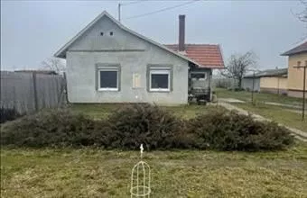 Eladó Szegvári családi ház hirdetés (34892563) Eladó Szegvári családi ház hirdetés (34892563)