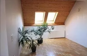 Eladó Budapest XIV. kerületi családi ház hirdetés (95967674) Eladó Budapest XIV. kerületi családi ház hirdetés (95967674)