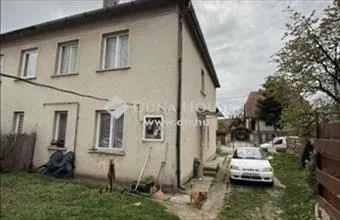 Eladó Gödöllői ikerház hirdetés (44973553) Eladó Gödöllői ikerház hirdetés (44973553)