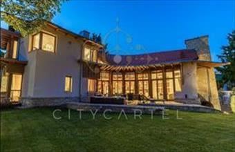 Eladó Budapest XII. kerületi családi ház hirdetés (42387622)