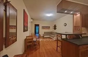 Eladó Budapest VIII. kerületi csúsztatott zsalus lakás hirdetés (88934431)