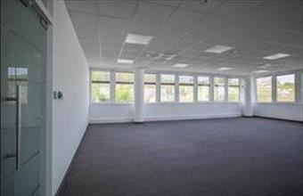 Kiadó Budapest III. kerületi iroda irodaházban hirdetés (39438695)