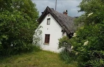 Eladó Balatongyöröki hétvégi ház hirdetés (48755493) Eladó Balatongyöröki hétvégi ház hirdetés (48755493)