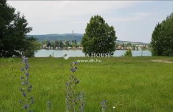 Eladó Esztergomi külterületi telek hirdetés (82533239)
