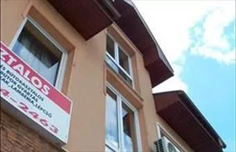 Eladó Budapest XIII. kerületi családi ház hirdetés (74852699) Eladó Budapest XIII. kerületi családi ház hirdetés (74852699)