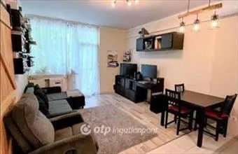 Eladó Budapest XXII. kerületi csúsztatott zsalus lakás hirdetés (77697672) Eladó Budapest XXII. kerületi csúsztatott zsalus lakás hirdetés (77697672)
