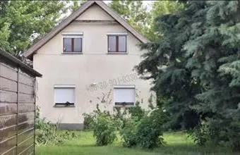 Eladó Lőrinci ikerház hirdetés (77975243) Eladó Lőrinci ikerház hirdetés (77975243)